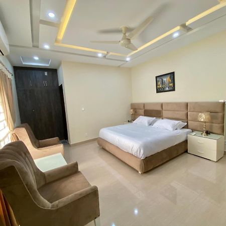 Continental Boutique House Bed and Breakfast Ισλαμαμπάντ Εξωτερικό φωτογραφία
