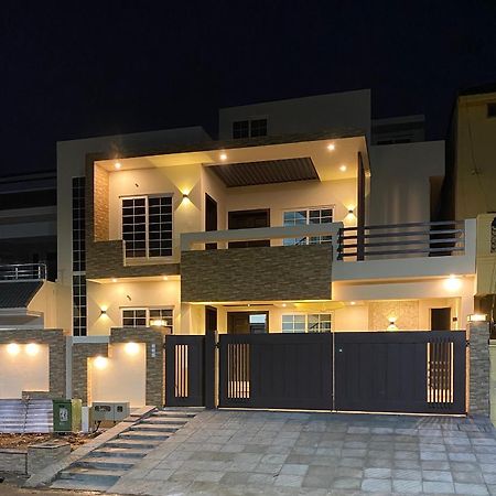Continental Boutique House Bed and Breakfast Ισλαμαμπάντ Εξωτερικό φωτογραφία